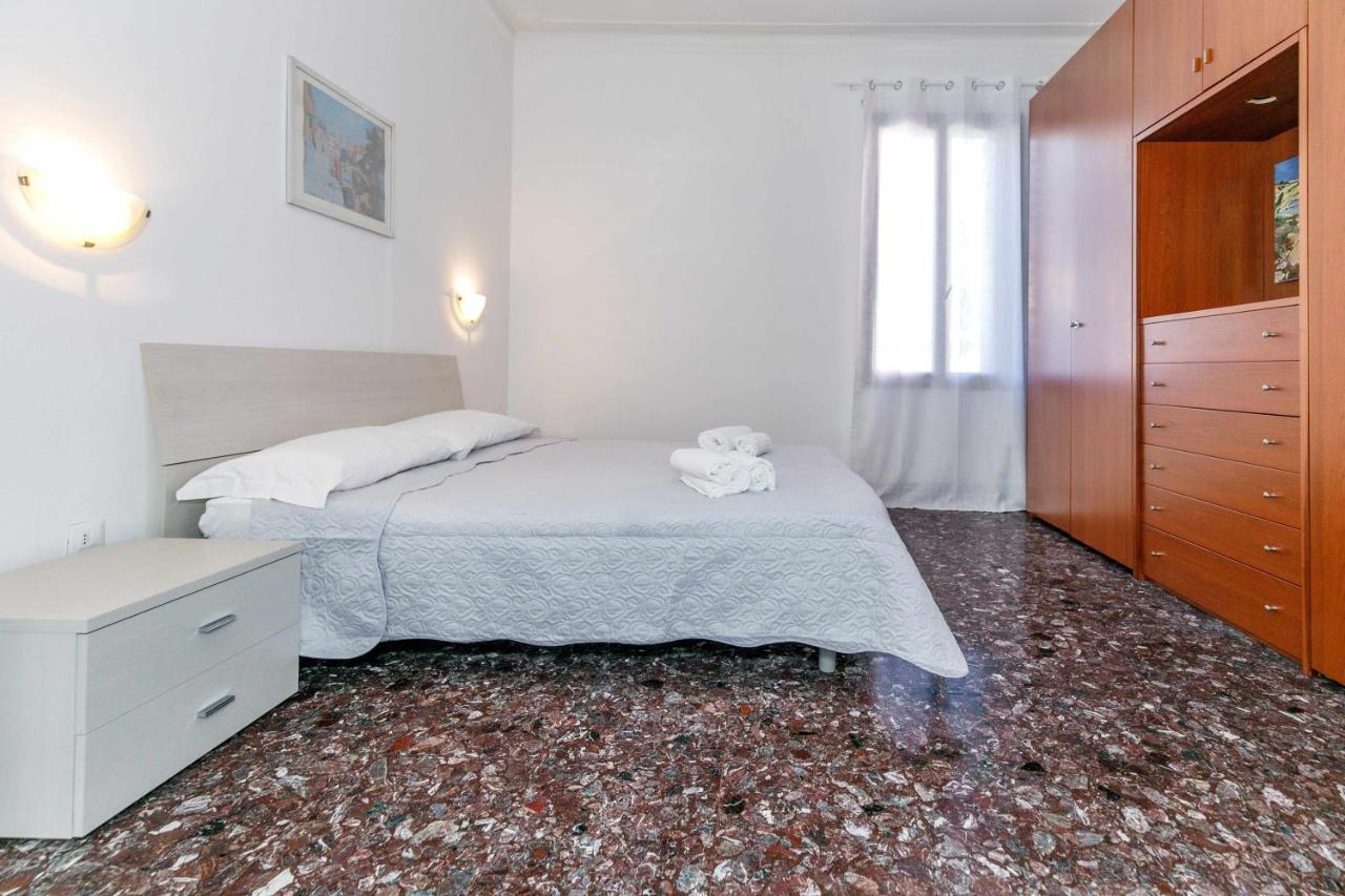 Ferienwohnung 11 Venice Garden Private Garden Parking Free Marghera Exterior foto