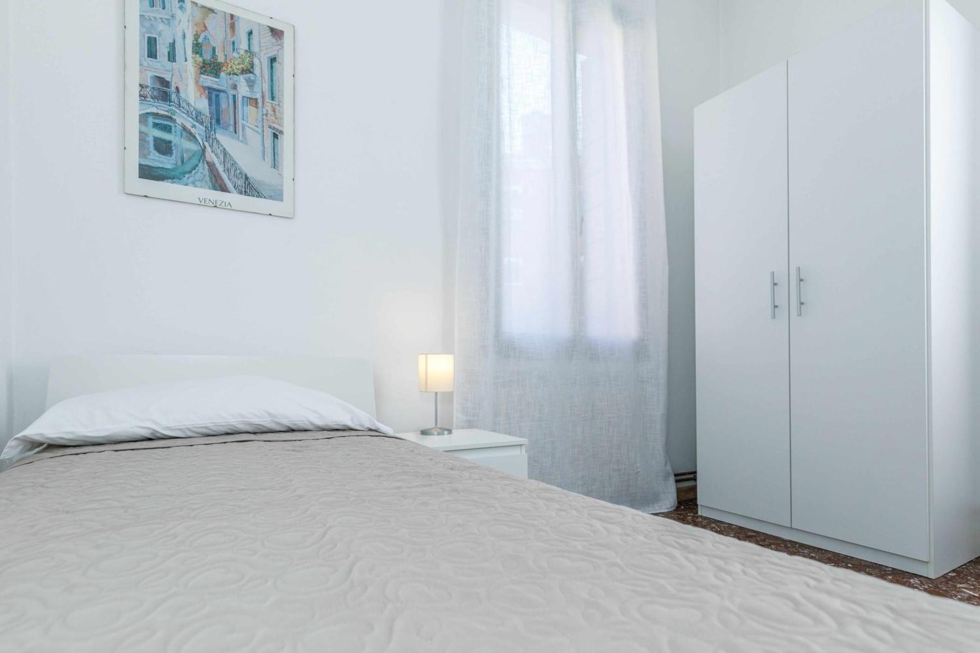 Ferienwohnung 11 Venice Garden Private Garden Parking Free Marghera Exterior foto